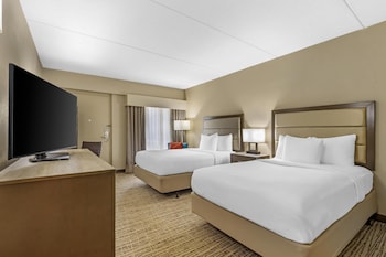 Standard Room, 2 Double Beds, Non Smoking, Refrigerator & Microwave (Walk-in Shower)