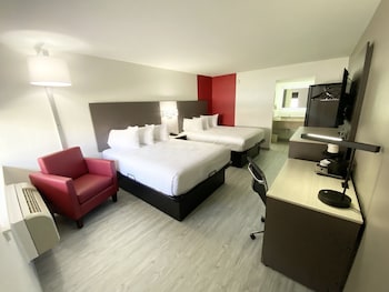 Room, 2 Queen Beds, Non Smoking (Exterior Entrance)