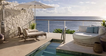 Villa, 1 Bedroom, Private Pool, Oceanfront (2 Story, Butler)