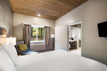 Suite, Multiple Beds, Non Smoking
