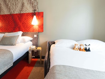 Executive Room, 1 Queen Bed with Sofa bed