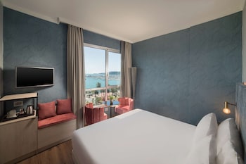 Superior Room (View)