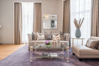 Penthouse (Suite)
