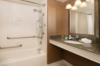 Club Room, 1 King Bed (Mobility Accessible, Tub)