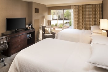 Club Room, 2 Double Beds