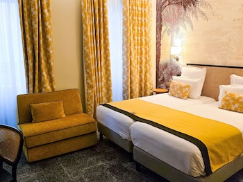 Privilege, Triple Room, 1 Double Bed with Sofa bed
