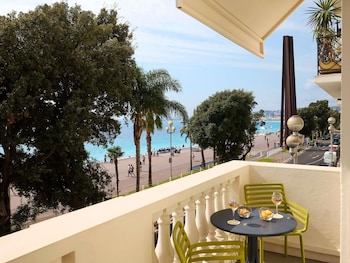 Deluxe Room, 1 Double Bed, Balcony
