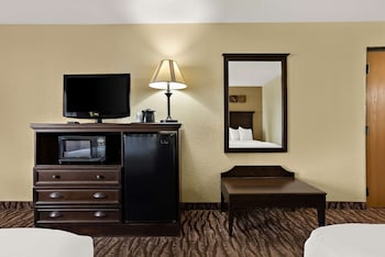 Standard Room, 2 Queen Beds, Non Smoking, Refrigerator & Microwave