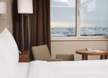 Suite, Sea View
