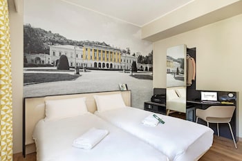 Standard Twin Room, 2 Twin Beds, Mobility Accessible