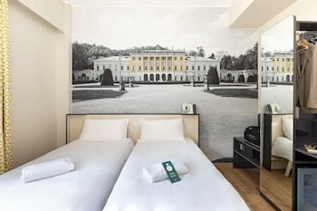 Standard Twin Room, 2 Twin Beds, Mobility Accessible