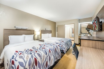 Deluxe Room, 2 Double Beds (Smoke Free)