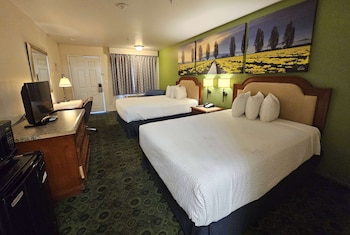 Room, Multiple Beds, Non Smoking