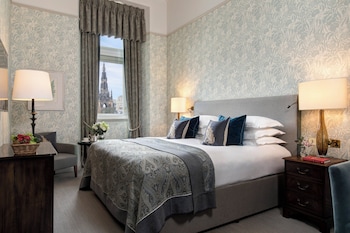 Suite (Castle View)