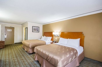 Room, 2 Queen Beds, Non Smoking