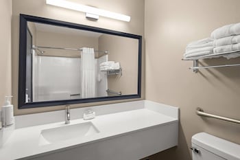 Room, 2 Queen Beds, Non Smoking