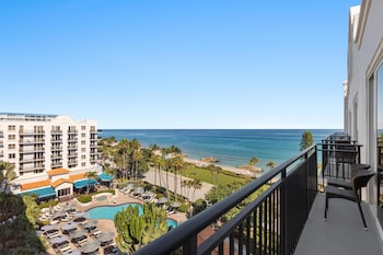Suite, 1 King Bed, Oceanview, Sit Down Balcony
