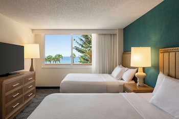 Suite, 2 Queen Beds, Partial Oceanview, Juliet Balcony