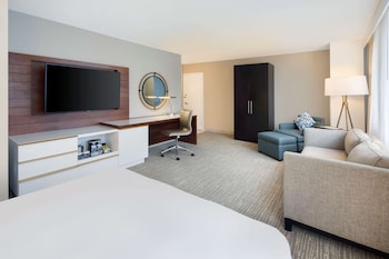 Junior Suite, 1 King Bed, Non Smoking