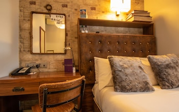 Compact Double Room