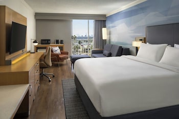 Room, 1 King Bed with Sofa bed, Harbor View