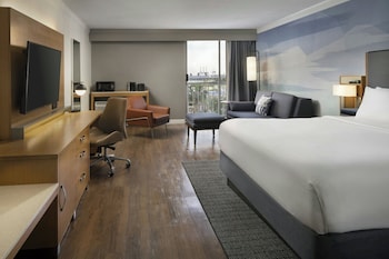 Executive Room, 1 King Bed with Sofa bed, Balcony