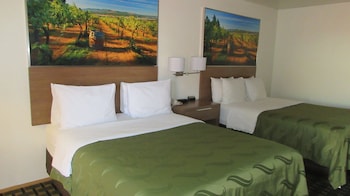 Deluxe Room, 2 Queen Beds