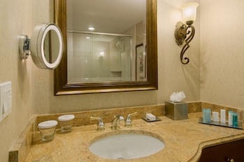Room, 2 Double Beds (Private Key Access Floor)
