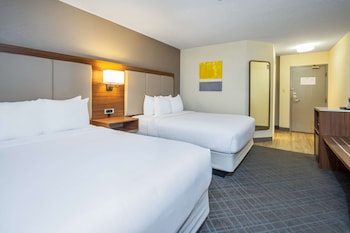 Standard Room, 2 Queen Beds, Non Smoking