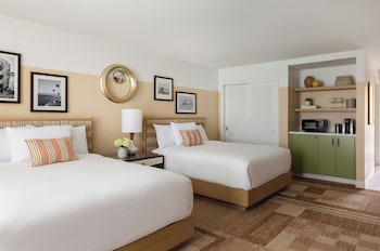 Premier Room, 2 Queen Beds, Accessible (Pet-Friendly)