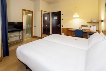 Standard Room, 2 Twin Beds
