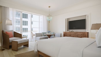 Room, 1 King Bed, Resort View