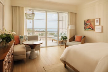 Room, 1 King Bed, Partial Ocean View (Accessible)