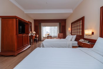 Deluxe City View (Non-Smoking Room)