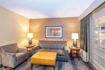 Suite, 1 Double Bed, Accessible, Non Smoking (Mobility & Hearing, Roll-in Shower)