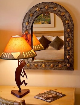 Traditional Room, 2 Queen Beds