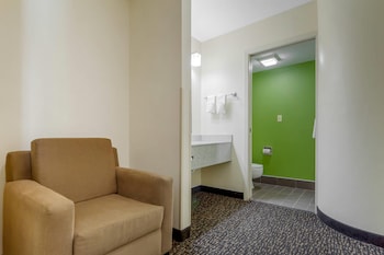 Suite, 1 Queen Bed, Non Smoking