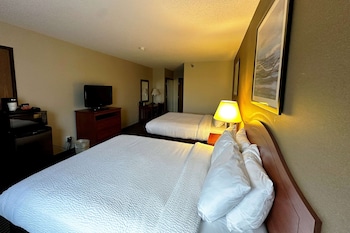 Room, 2 Queen Beds, Non Smoking (No Elevator Access)