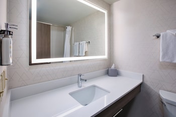 Standard Room, 2 Queen Beds