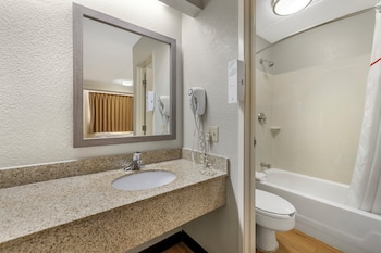 Deluxe Room, 2 Double Beds (Smoke Free)