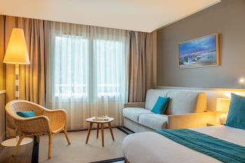 Family Quadruple Room (Twin on request)