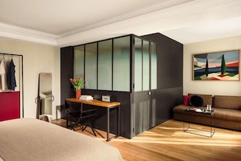 Junior Suite - Eiffel Tower view