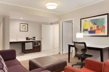 Suite, 1 King Bed, Accessible, Non Smoking
