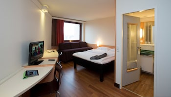 Standard Room, Multiple Beds