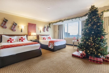 Junior Suite, 2 Queen Beds, Non Smoking (Holiday)