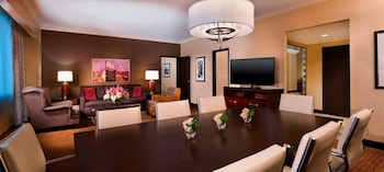 Parlor, Room