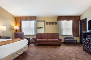 Suite, 1 King Bed, Non Smoking, Jetted Tub