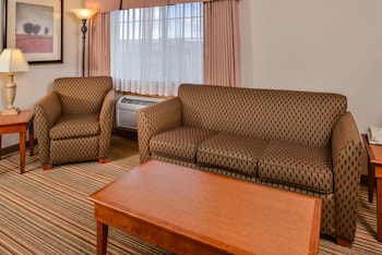 Suite, 2 Queen Beds, Non Smoking, Refrigerator & Microwave