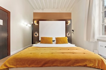 Signature Room