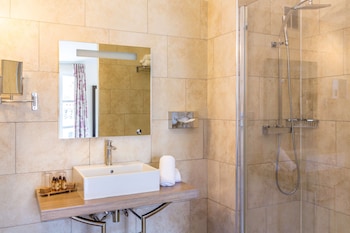Superior Room, 1 Queen Bed, Non Smoking (Larger Room;Twin bed on request)